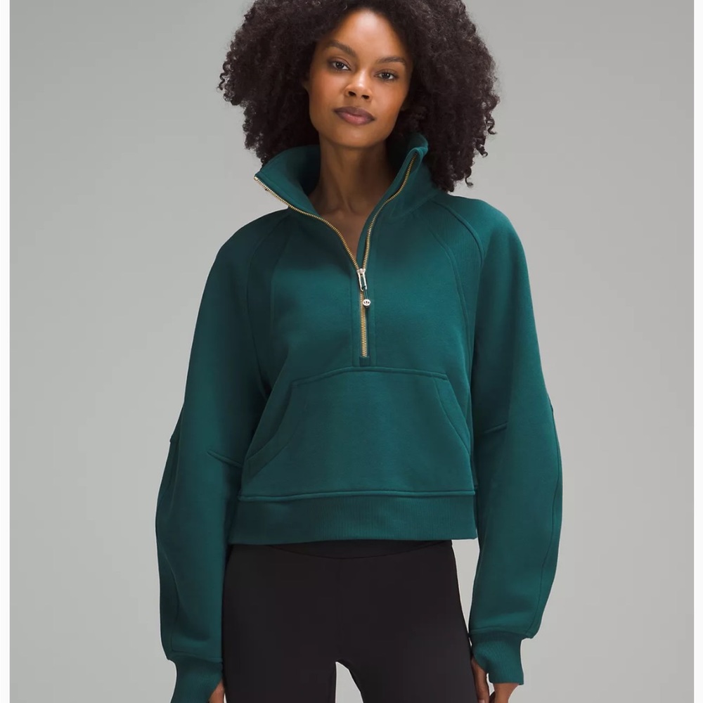 Lululemon Scuba Oversized Funnel Neck Half Zip
Gold Zip